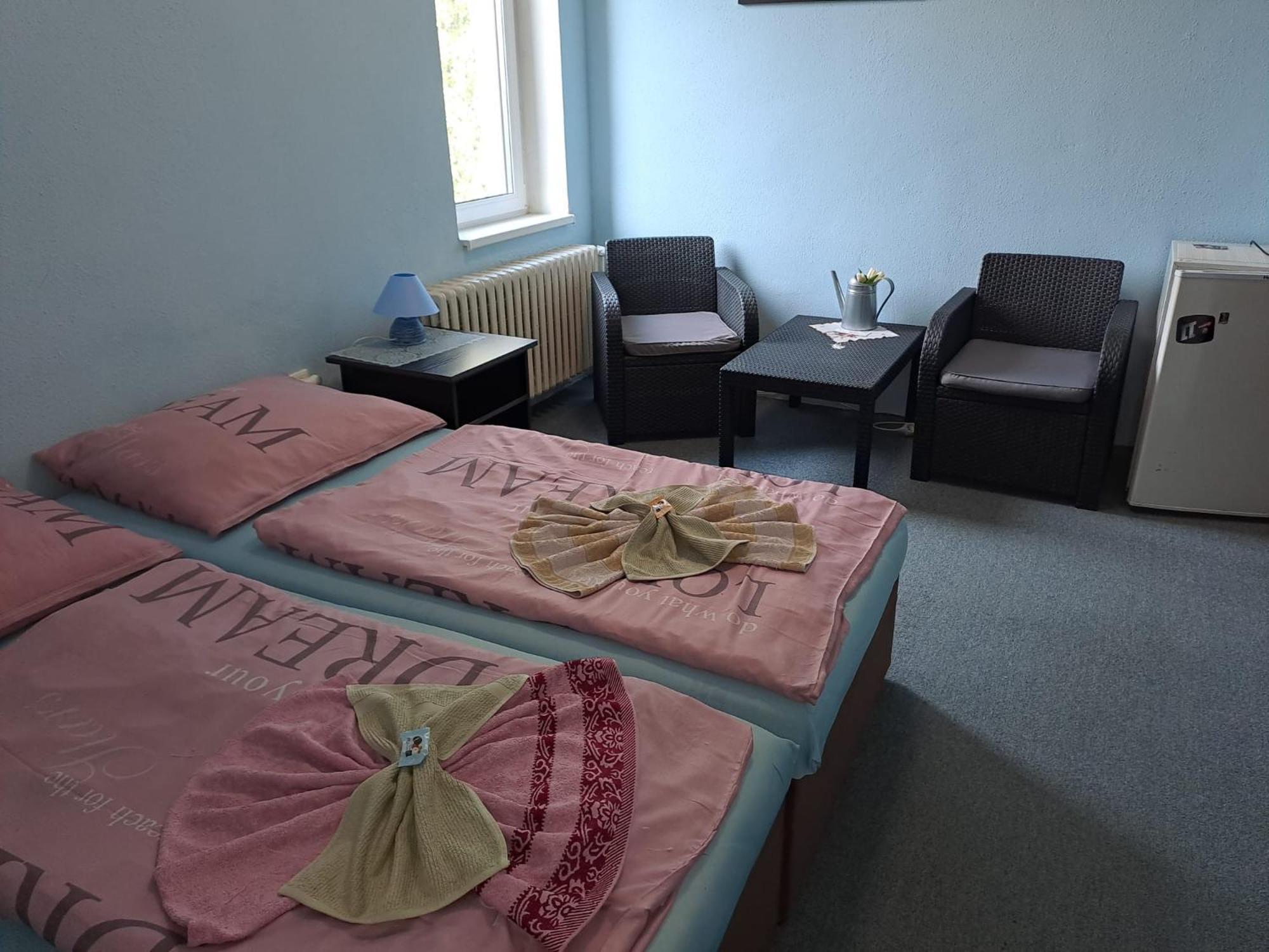Hotel Kamenny Vrch Хомутов Экстерьер фото