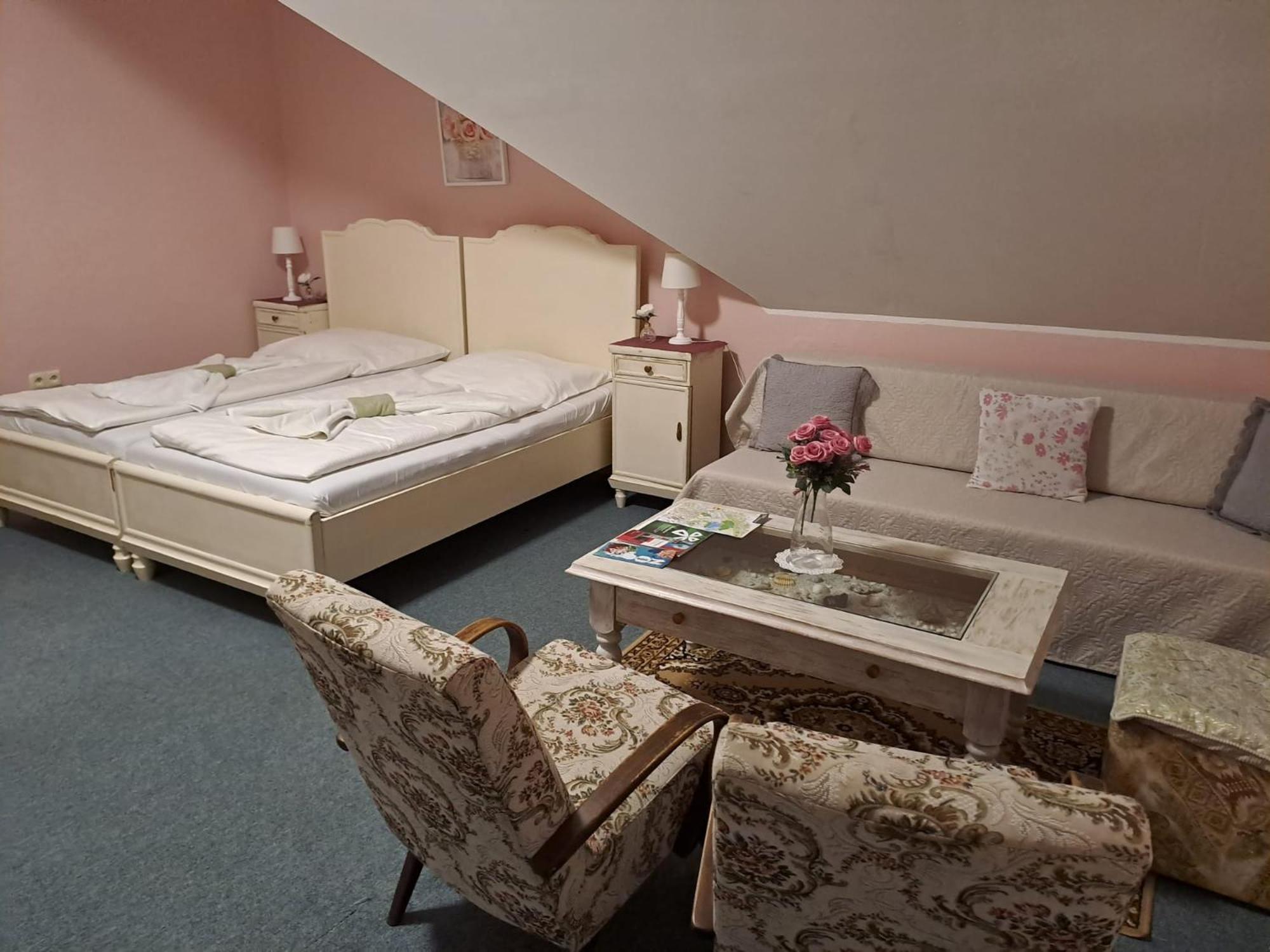 Hotel Kamenny Vrch Хомутов Номер фото